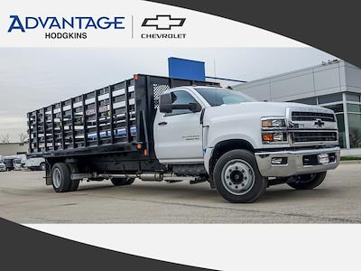 New 2024 Chevrolet Silverado 5500 Work Truck Regular Cab 4x2, 20' Monroe Truck Equipment Versa-Line Stake Body for sale #53904 - photo 1