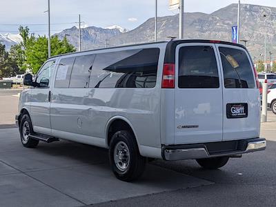 2019 Chevrolet Express 3500 SRW 4x2, Passenger Van #4EP7063 - photo 2