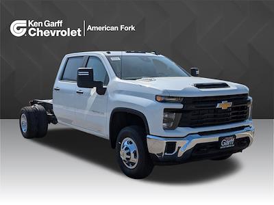 2024 Chevrolet Silverado 3500 Crew Cab 4WD, Cab Chassis for sale #4ES1825 - photo 1