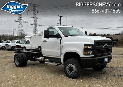 New 2024 Chevrolet Silverado 4500 Work Truck Regular Cab 4WD, Cab Chassis for sale #3240319 - photo 1