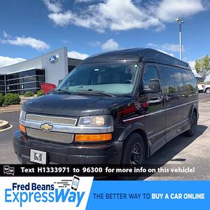 Used 2017 Chevrolet Express 2500 4x4, Passenger Van for sale #C10229X - photo 1