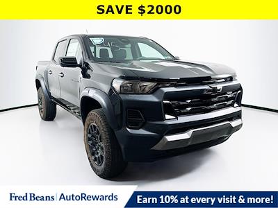 New 2024 Chevrolet Colorado Trail Boss Crew Cab 4WD, Pickup for sale #C40302 - photo 1