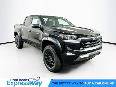 New 2024 Chevrolet Colorado Trail Boss Crew Cab 4WD, Pickup for sale #C40347 - photo 1