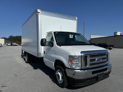 New 2025 Ford E-450 Base RWD, 17' Smyrna Truck Aluminum Dry Freight Box Truck for sale #FT25000 - photo 1