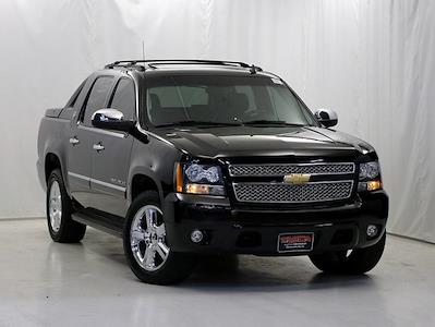 2013 Chevrolet Avalanche 4x4, Pickup for sale #W174580A - photo 1