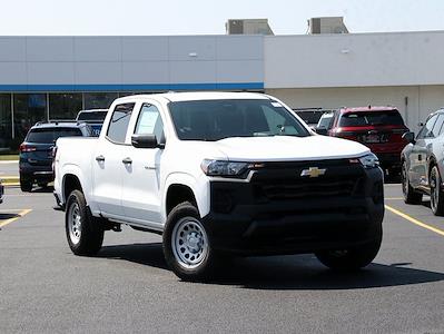 New 2024 Chevrolet Colorado Work Truck Crew Cab 4x4, Pickup for sale #W174822 - photo 1