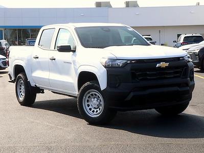 New 2024 Chevrolet Colorado Work Truck Crew Cab 4x4, Pickup for sale #W174847 - photo 1