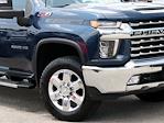 Used 2020 Chevrolet Silverado 2500 LTZ Crew Cab 4x4, Pickup for sale #WU212375 - photo 7