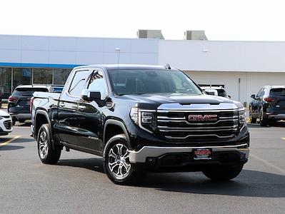 Used 2024 GMC Sierra 1500 SLT Crew Cab 4x4, Pickup for sale #WU212465 - photo 1