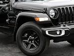 Used 2021 Jeep Gladiator Sport Crew Cab 4x4, Pickup for sale #WU212511 - photo 4