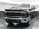 2025 Chevrolet Silverado 2500 Crew Cab 4WD, Pickup for sale #27010 - photo 4