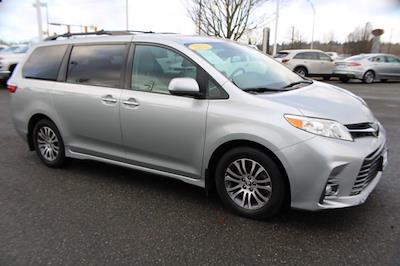 Used 2019 Toyota Sienna XLE FWD, Minivan for sale #P57921A - photo 1