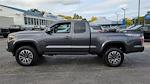 Used 2022 Toyota Tacoma Access Cab 4WD, Pickup for sale #245716A - photo 6