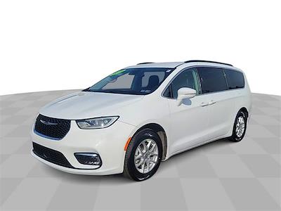 Used 2022 Chrysler Pacifica Touring L FWD, Minivan for sale #P02638 - photo 1