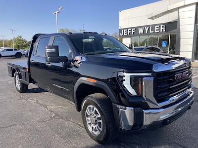 New 2024 GMC Sierra 3500 Pro Crew Cab 4WD, 8' 9" Knapheide PGTC Gooseneck Flatbed Truck for sale #2621541 - photo 1