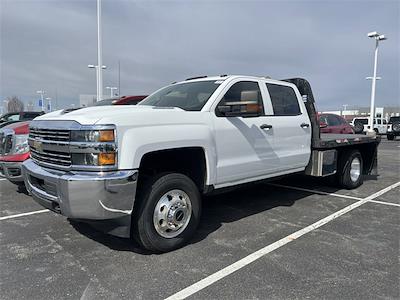 Used 2018 Chevrolet Silverado 3500 Work Truck Crew Cab 4x4, Flatbed Truck for sale #56901062A - photo 1