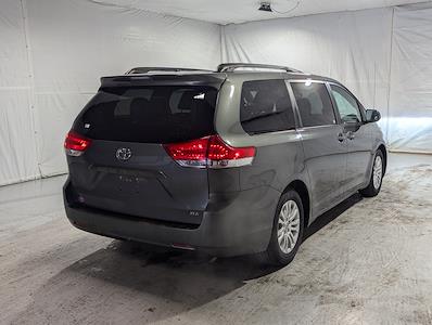 2014 Toyota Sienna 4x2, Minivan for sale #JR373B - photo 2