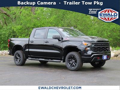 New 2024 Chevrolet Silverado 1500 Custom Crew Cab 4WD, Pickup for sale #24C712 - photo 1