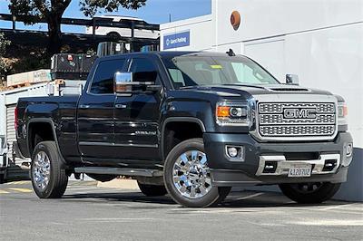 Used 2019 GMC Sierra 2500 Denali Crew Cab 4x4, Pickup for sale #250020A - photo 1