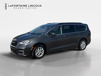 Used 2022 Chrysler Pacifica Touring L FWD, Minivan for sale #4F0608S - photo 1