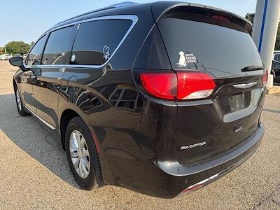 2020 Chrysler Pacifica FWD, Minivan for sale #4FB0452A - photo 2