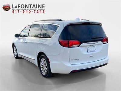 2017 Chrysler Pacifica FWD, Minivan for sale #24L0771A - photo 2