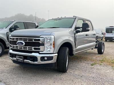 2024 Ford F-350 Crew Cab SRW 4x2, Cab Chassis for sale #574407 - photo 1