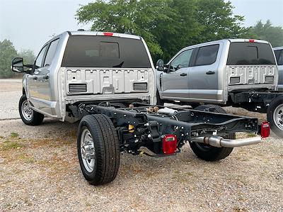 2024 Ford F-350 Crew Cab SRW 4x2, Cab Chassis for sale #574408 - photo 2