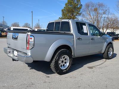 2017 Nissan Frontier Crew Cab 4x4, Pickup for sale #24T2103B - photo 2