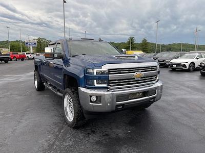 2018 Chevrolet Silverado 2500 Crew Cab 4WD, Pickup for sale #1830577 - photo 1