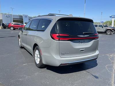 2022 Chrysler Pacifica FWD, Minivan for sale #2242728A - photo 2