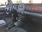 2022 Jeep Gladiator Crew Cab 4x4, Pickup for sale #P13478A - photo 13