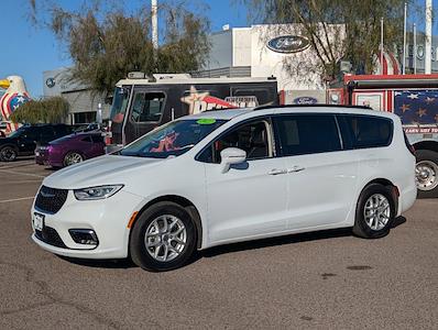 Used 2022 Chrysler Pacifica Touring L FWD, Minivan for sale #P13556 - photo 2