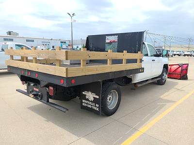 Used 2018 Chevrolet Silverado 3500 Work Truck Crew Cab 4x4, Flatbed Truck for sale #78864 - photo 2