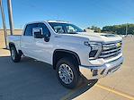 2025 Chevrolet Silverado 2500 Crew Cab 4x4, Pickup for sale #ZT21768 - photo 5