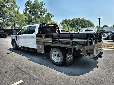 New 2024 Ford F-350 Crew Cab RWD, 9' 6" Knapheide PGTB Utility Gooseneck Flatbed Truck for sale #CB2F3035 - photo 2