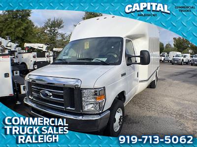 Used 2022 Ford E-350 4x2, 16' Unicell Aerocell Box Van for sale #PB54994 - photo 1