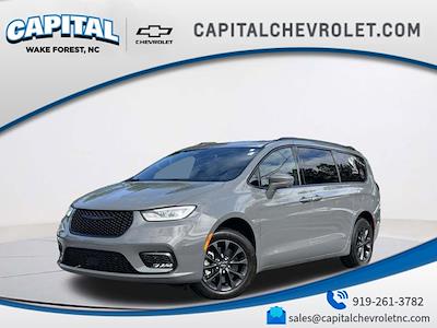 2021 Chrysler Pacifica AWD, Minivan for sale #9AT7248A - photo 1