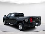 Used 2022 Chevrolet Silverado 3500 High Country Crew Cab 4x4, Pickup for sale #9CC50302A - photo 2