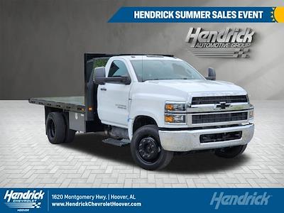 New 2024 Chevrolet Silverado 5500 Work Truck Regular Cab 4x2, Knapheide Heavy-Hauler Junior Flatbed Truck for sale #CR52106 - photo 1