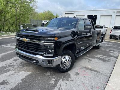 New 2024 Chevrolet Silverado 3500 LT Crew Cab 4WD, 9' 4" CM Truck Beds TM Deluxe Flatbed Truck for sale #74020 - photo 1