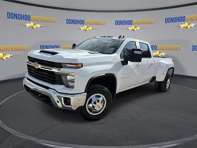 New 2025 Chevrolet Silverado 3500 LT Crew Cab 4WD, Pickup for sale #77425 - photo 1