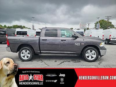 2024 Ram 1500 Classic Crew Cab 4x4, Pickup for sale #47344 - photo 1