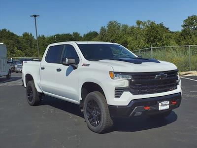 2024 Chevrolet Silverado 1500 Crew Cab 4WD, Pickup for sale #42202 - photo 1