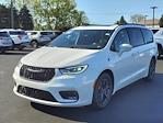 Used 2021 Chrysler Pacifica Limited FWD, Minivan for sale #T22191 - photo 1