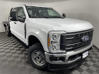 2023 Ford F-250 Crew Cab SRW 4WD, Flatbed Truck for sale #543021 - photo 1
