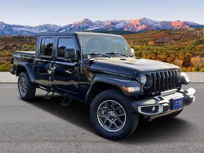 Used 2020 Jeep Gladiator Altitude Crew Cab 4WD, Pickup for sale #27849 - photo 1