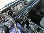 Used 2020 Jeep Gladiator Altitude Crew Cab 4WD, Pickup for sale #27849 - photo 18