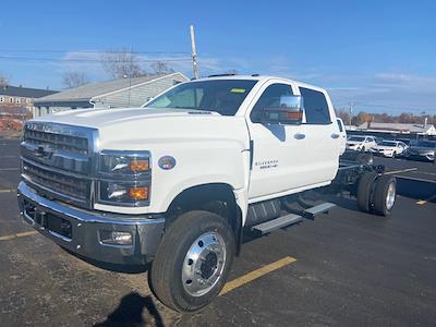 New 2024 Chevrolet Silverado 6500 Work Truck Crew Cab 4x4, Cab Chassis for sale #RH094674 - photo 1