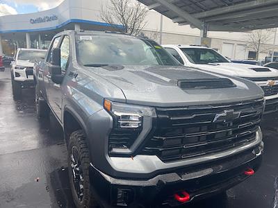 New 2025 Chevrolet Silverado 2500 LT Crew Cab 4WD, Pickup for sale #SF152744 - photo 1